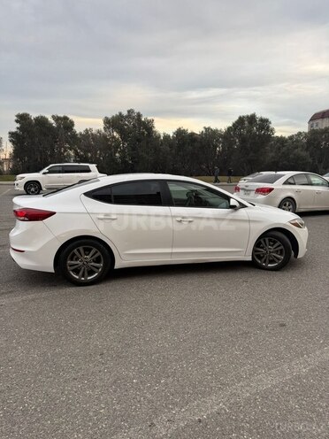 Hyundai Elantra 2018, 238,459 km - 2.0 л - Bakı