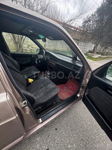 Mercedes 190 1992, 400,000 km - 2.0 l - Bakı