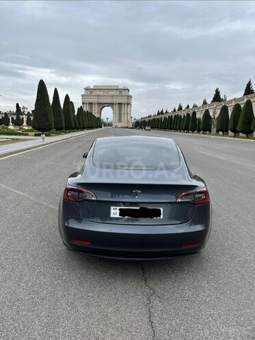 Tesla Model 3 2023, 27,359 km - 0.0 l - Gəncə