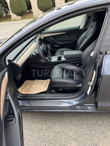 Tesla Model 3 2023, 27,359 km - 0.0 l - Gəncə