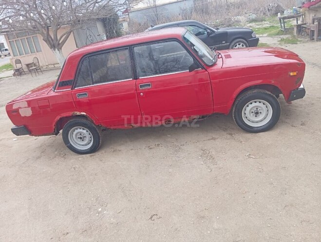 LADA (VAZ) 2107 2004, 100,000 km - 1.6 l - Salyan