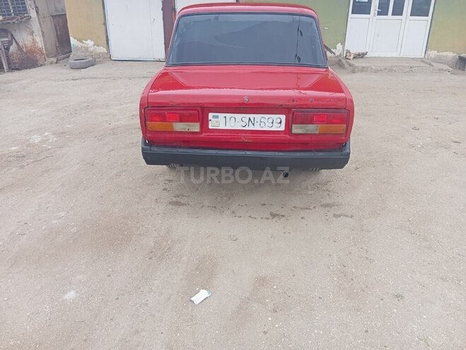 LADA (VAZ) 2107 2004, 100,000 km - 1.6 l - Salyan