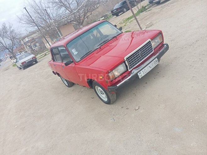 LADA (VAZ) 2107 2004, 100,000 km - 1.6 l - Salyan
