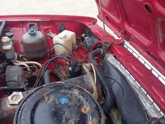 LADA (VAZ) 2107 2004, 100,000 km - 1.6 l - Salyan