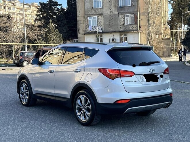 Hyundai Santa Fe-4