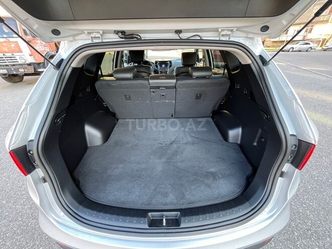 Hyundai Santa Fe-9