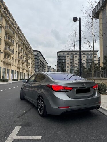 Hyundai Avante 2015, 243,000 km - 1.6 л - Bakı