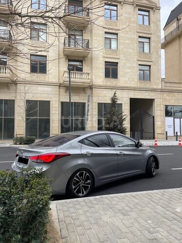 Hyundai Avante 2015, 243,000 km - 1.6 л - Bakı
