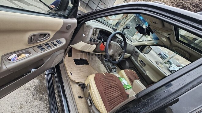 Mitsubishi  1999, 231,746 km - 3.5 л - Bakı
