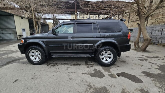 Mitsubishi  1999, 231,746 km - 3.5 л - Bakı