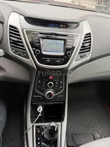 Hyundai Elantra 2015, 106,300 km - 1.8 l - Bakı