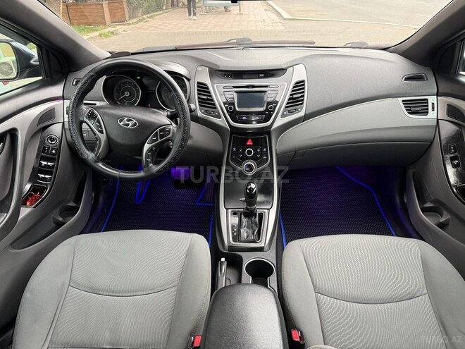 Hyundai Elantra 2015, 106,300 km - 1.8 l - Bakı