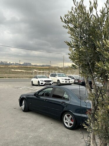 Mercedes C 200 2001, 500,000 km - 2.2 л - Bakı