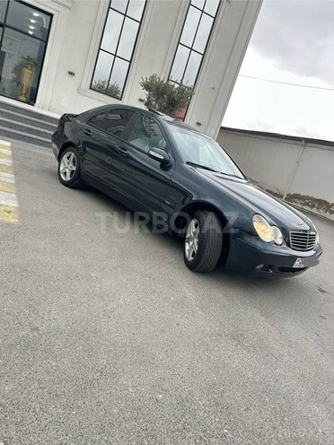 Mercedes C 200 2001, 500,000 km - 2.2 л - Bakı