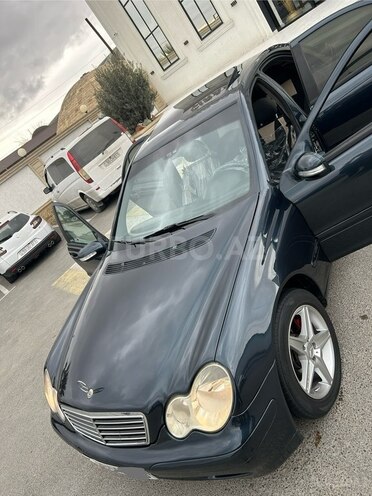 Mercedes C 200 2001, 500,000 km - 2.2 л - Bakı