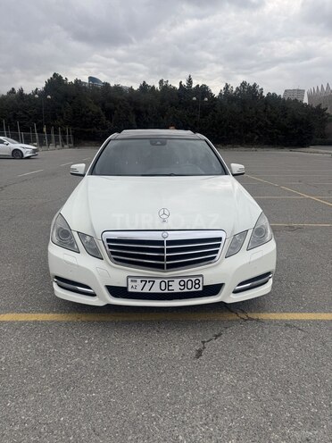 Mercedes E 350-1