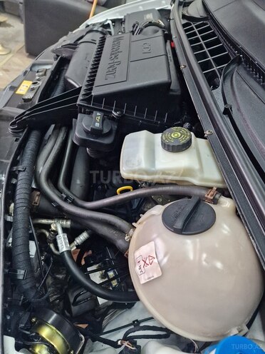 Mercedes Vito 116 CDI-17