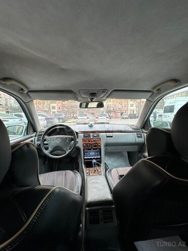 Mercedes E 270 2000, 398,500 km - 2.7 l - Xırdalan