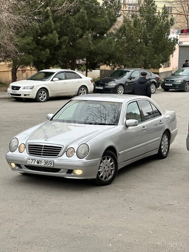 Mercedes E 270 2000, 398,500 km - 2.7 l - Xırdalan