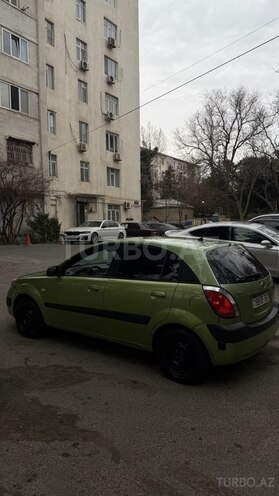 Kia Rio-2
