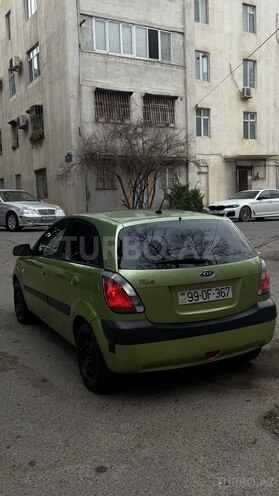 Kia Rio-3