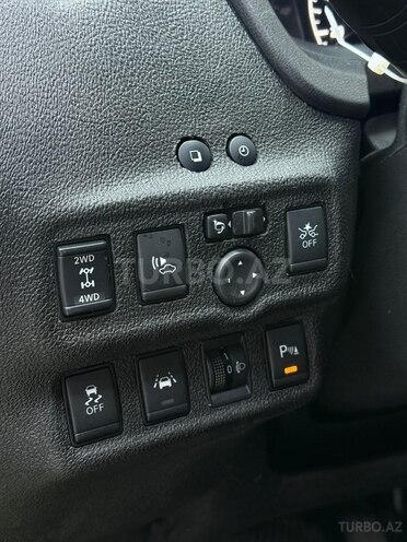 Nissan Note-9