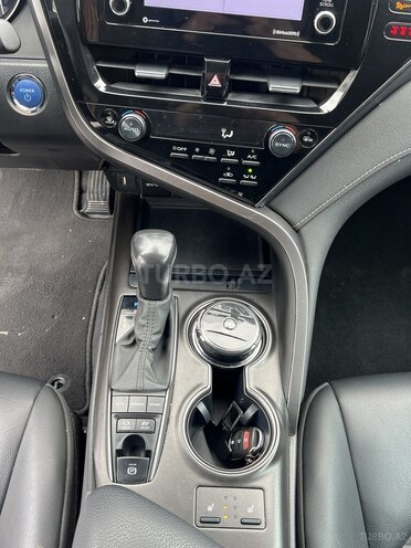 Toyota Camry 2022, 84,300 km - 2.5 l - Bakı