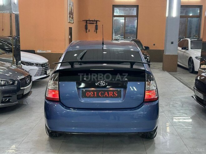 Toyota Prius-3