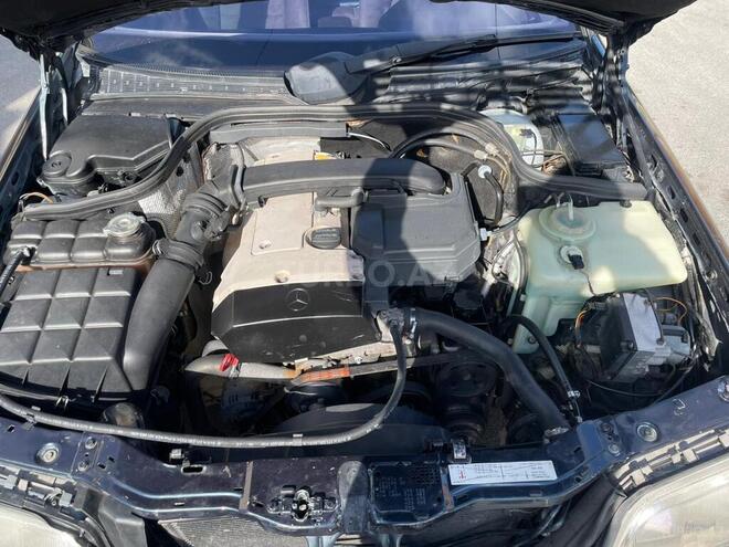Mercedes C 200 1997, 270,000 km - 2.0 l - Bakı