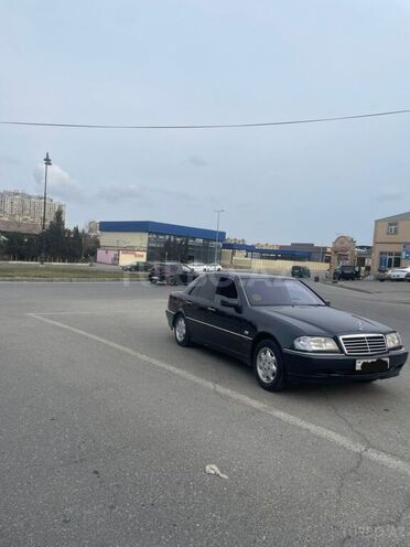 Mercedes C 200 1997, 270,000 km - 2.0 l - Bakı