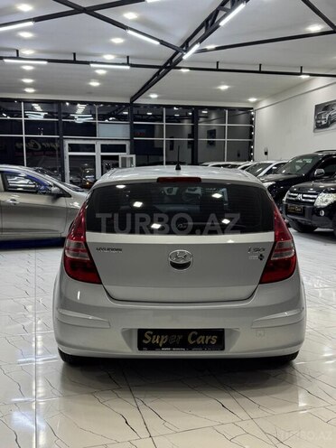 Hyundai i30-10