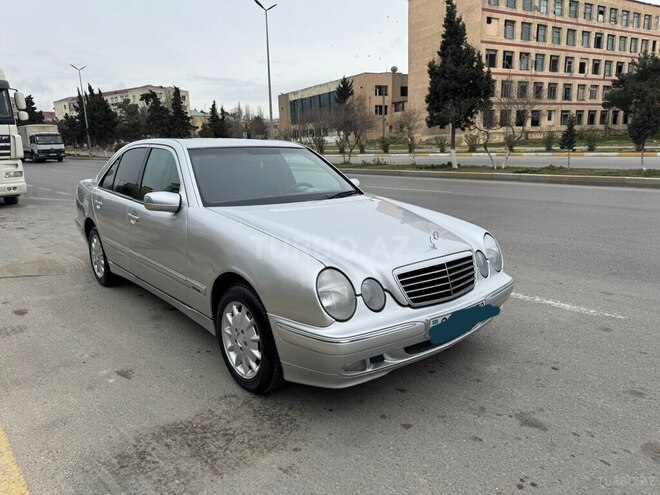 Mercedes E 270 1999, 460,000 km - 2.7 л - Xırdalan