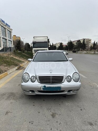 Mercedes E 270 1999, 460,000 km - 2.7 л - Xırdalan