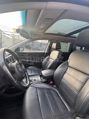 Kia Sorento-5