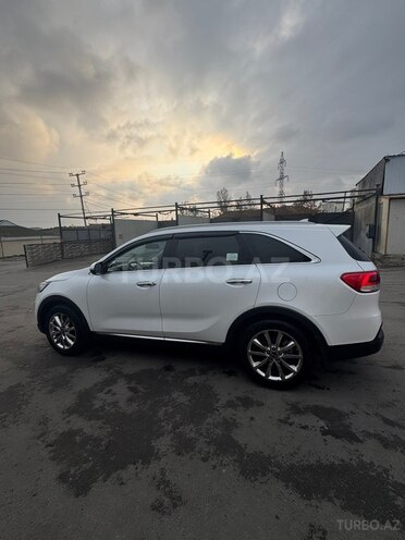 Kia Sorento-7