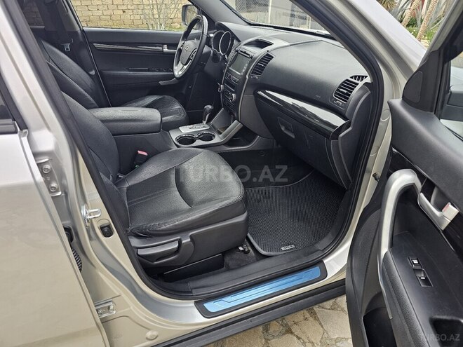 Kia Sorento 2010, 180,500 km - 2.0 л - Bakı