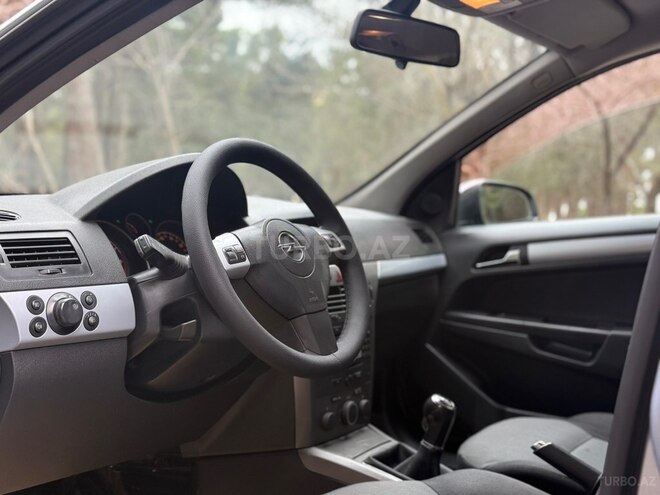 Opel Astra 2005, 235,000 km - 1.6 l - Sumqayıt
