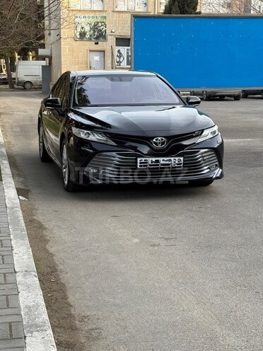 Toyota Camry-1