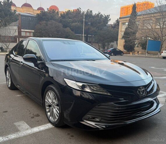 Toyota Camry-3