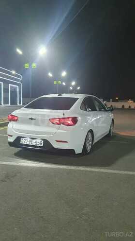 Chevrolet Onix-4