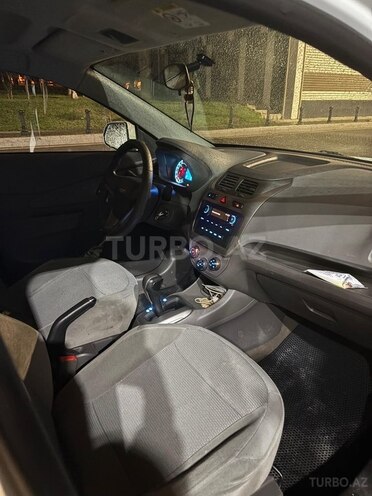 Chevrolet Cobalt-6