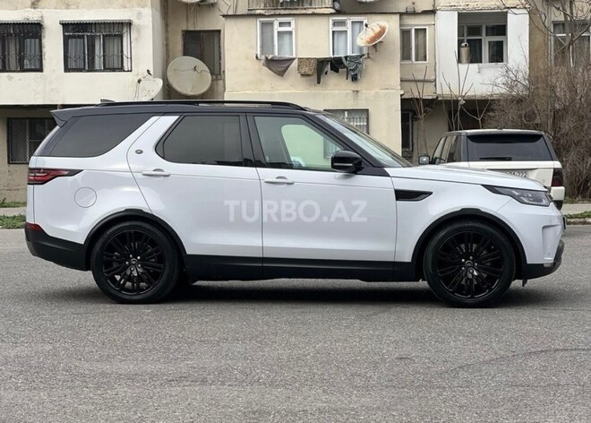 Land Rover Discovery 2017, 139,000 km - 2.0 l - Bakı