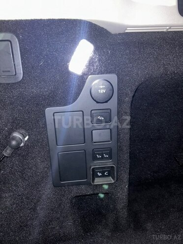Land Rover Discovery 2017, 139,000 km - 2.0 l - Bakı