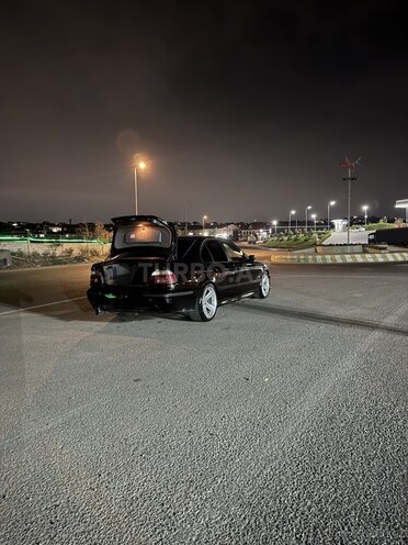BMW 523 1999, 350,000 km - 2.5 l - Bakı