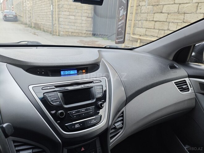 Hyundai Elantra 2013, 284,210 km - 1.8 л - Bakı