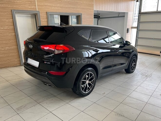 Hyundai Tucson 2015, 272,200 km - 2.0 л - Bakı