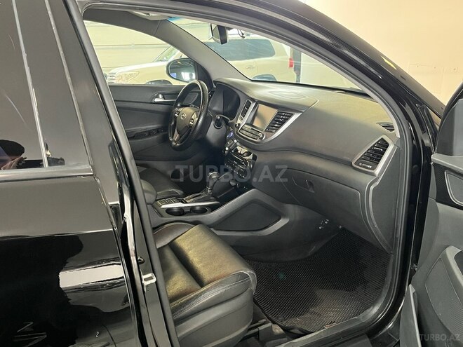 Hyundai Tucson 2015, 272,200 km - 2.0 л - Bakı