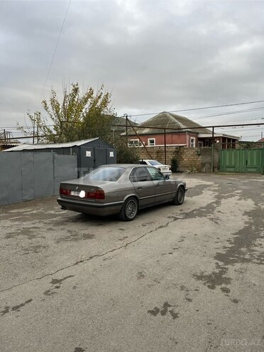 BMW 525 1992, 347,000 km - 2.5 l - Bakı