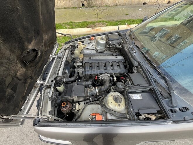 BMW 525 1992, 347,000 km - 2.5 l - Bakı