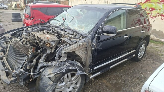 Volkswagen Touareg 2004, 280,000 km - 3.2 l - Bakı